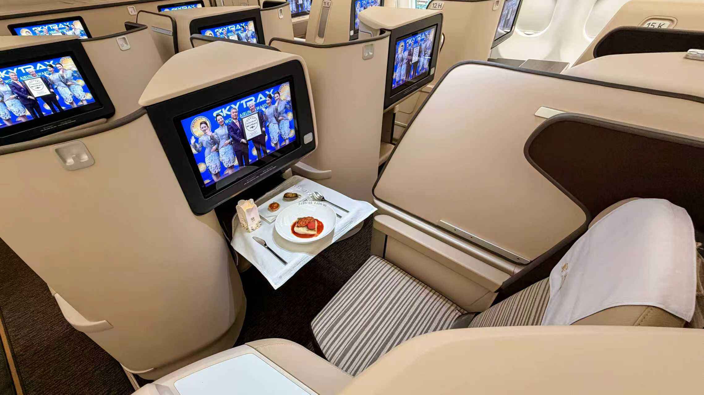 羊城航空迷有福了！海南航空全新A330系列飞机正式亮相广州！